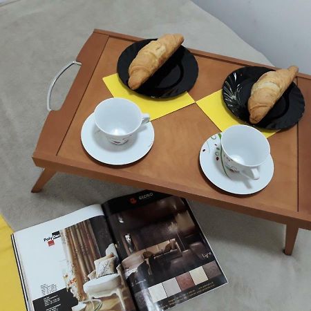 Sweet Yellow Apartment Belgrad Dış mekan fotoğraf