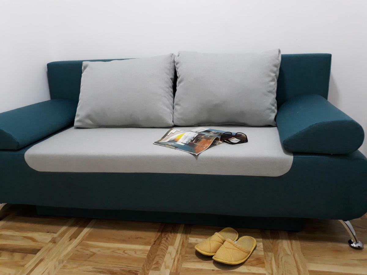 Sweet Yellow Apartment Belgrad Dış mekan fotoğraf